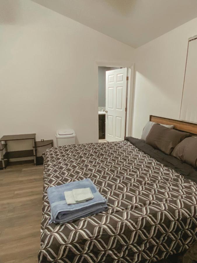 Hospedagem domiciliar Private Long Term Bedrooms Near Usc & Sofi In Duplex *